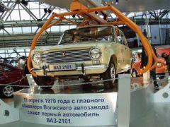 «ВАЗ-2101» - один из символов автопрома СССР